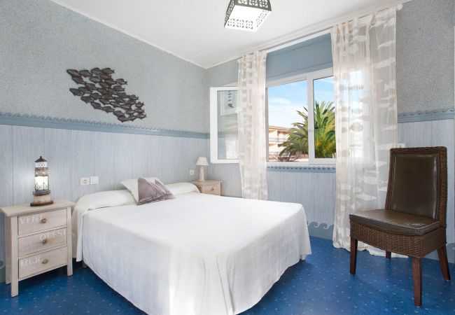 Apartment in Calella de Palafrugell - 1CB K2 -2 Bedroom apartment in a very quiet area with garden and communal pool near the beach of Calella de Palafrugell Apartment in Calella de Palafrugell - 1CB K2 -2 Bedroom apartment in a very quiet area with garden and communal pool near the beach of Calella de Palafrugell