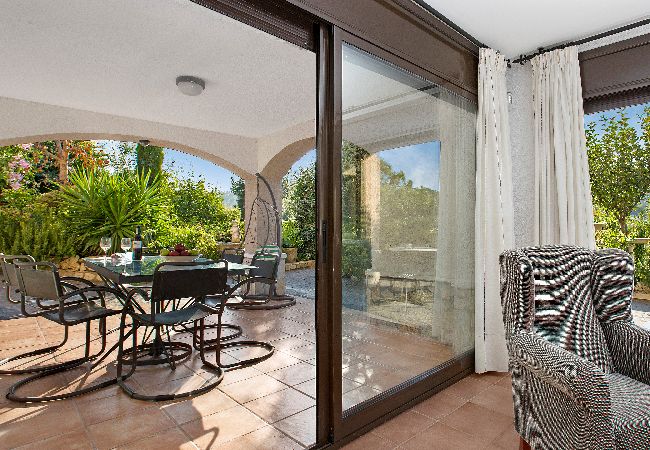 Villa in Lloret de Mar - 2DAM01 - Cozy 4 bedroom house with private pool located in a quiet area
