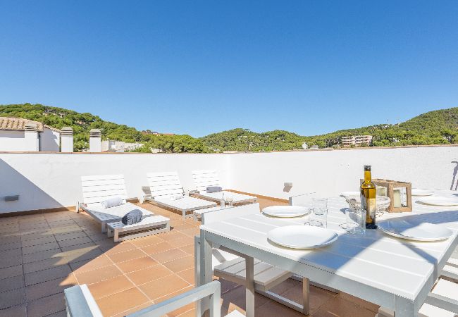 Apartment in Llafranc - 1GALA 01 - Beautiful and modern duplex with a large terrace a few minutes walk from the beach of Llafranc