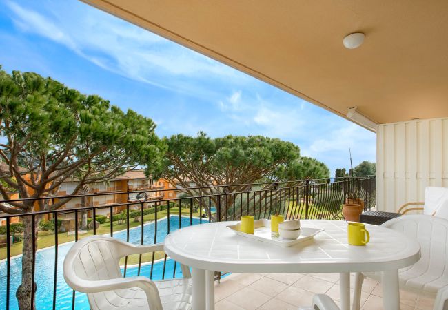 Apartment in Calella de Palafrugell -  1I 23 - Cozy apartment with pool near the beach of Calella de Palafrugell Apartment in Calella de Palafrugell -  1I 23 - Cozy apartment with pool near the beach of Calella de Palafrugell