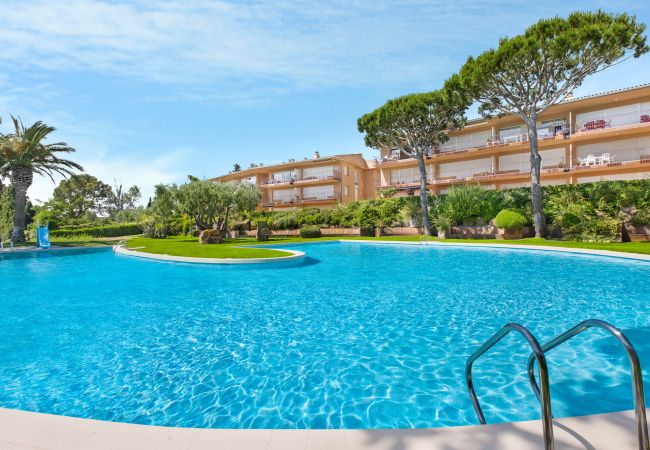 Apartment in Calella de Palafrugell -  1I 23 - Cozy apartment with pool near the beach of Calella de Palafrugell Apartment in Calella de Palafrugell -  1I 23 - Cozy apartment with pool near the beach of Calella de Palafrugell