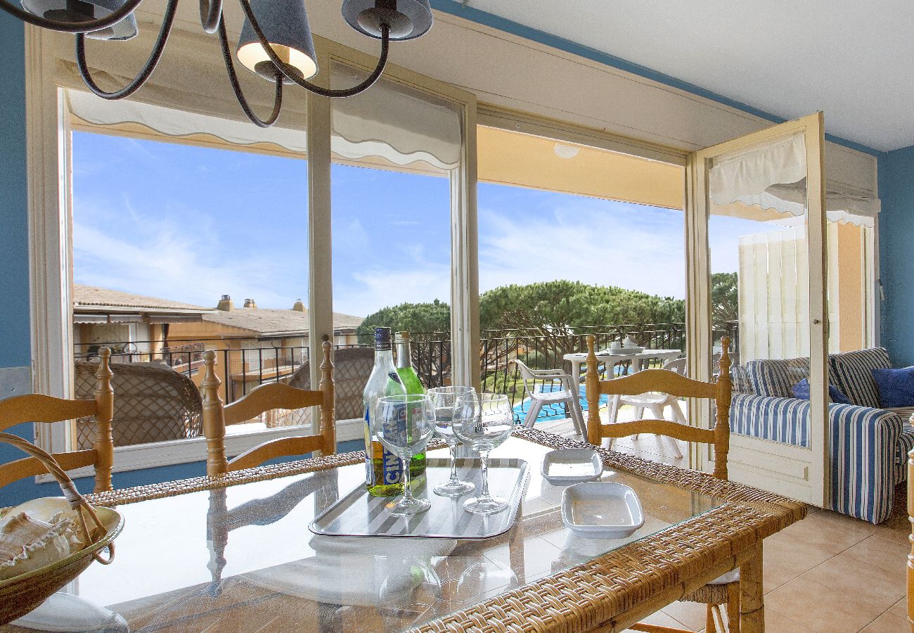 Apartment in Calella de Palafrugell - 1I 36 - Apartment with communal swimming pool a few minutes walk from the beach of Calella de Palafrugell.