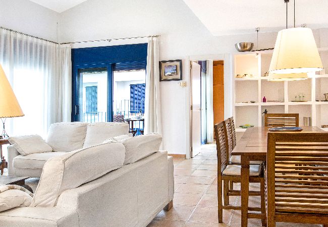 Apartment in Llafranc - 1KIM 01 - Nice apartment located in the center of Llafranc, just 50m from the beach.