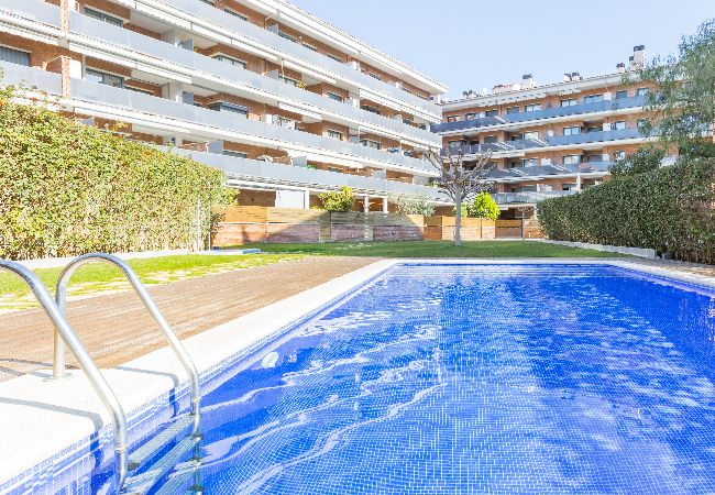 Apartment in Lloret de Mar - 2KIS01- Cozy apartment for 4 people with pool located near the center and the beach Apartment in Lloret de Mar - 2KIS01- Cozy apartment for 4 people with pool located near the center and the beach