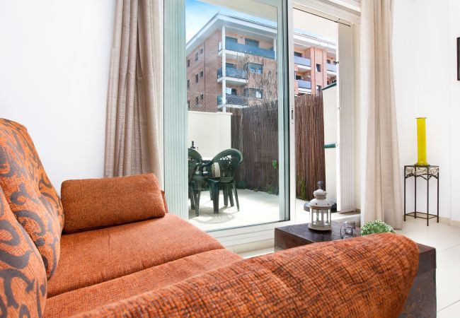 Apartment in Lloret de Mar - 2KIS02- Cozy apartment for 4 people with pool located near the beach Apartment in Lloret de Mar - 2KIS02- Cozy apartment for 4 people with pool located near the beach