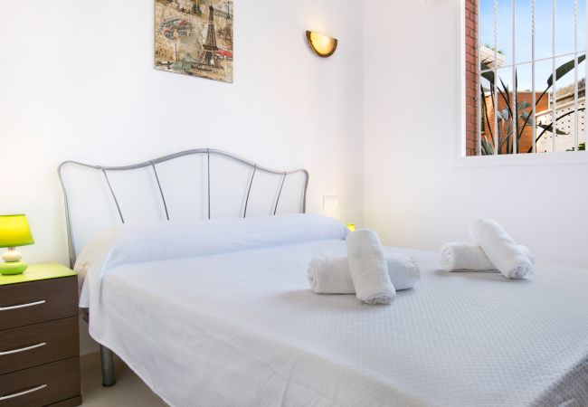 Apartment in Lloret de Mar - 2KIS02- Cozy apartment for 4 people with pool located near the beach Apartment in Lloret de Mar - 2KIS02- Cozy apartment for 4 people with pool located near the beach