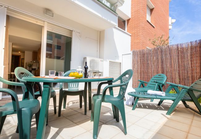 Apartment in Lloret de Mar - 2KIS02- Cozy apartment for 4 people with pool located near the beach