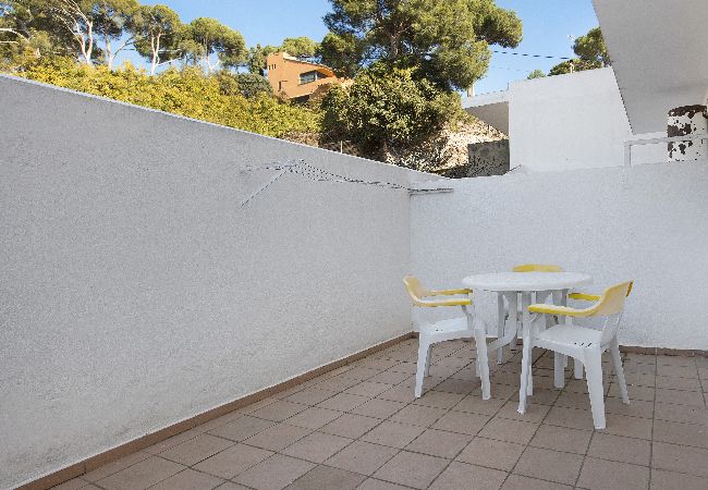 Apartment in Llafranc - 1MARS PL - Basic 3 bedroom apartment in front of the beach of Llafranc