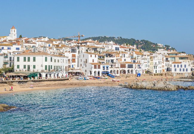 Apartment in Calella de Palafrugell - 1MARIA PL - Basic apartment with terrace located a few minutes walk from the quiet beach of Calella de Palafrugell Apartment in Calella de Palafrugell - 1MARIA PL - Basic apartment with terrace located a few minutes walk from the quiet beach of Calella de Palafrugell