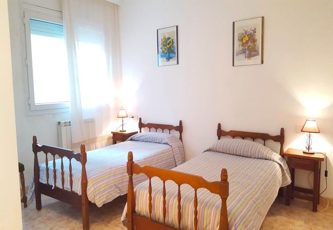 Apartment in Calella de Palafrugell - 1MARIA PL - Basic apartment with terrace located a few minutes walk from the quiet beach of Calella de Palafrugell Apartment in Calella de Palafrugell - 1MARIA PL - Basic apartment with terrace located a few minutes walk from the quiet beach of Calella de Palafrugell