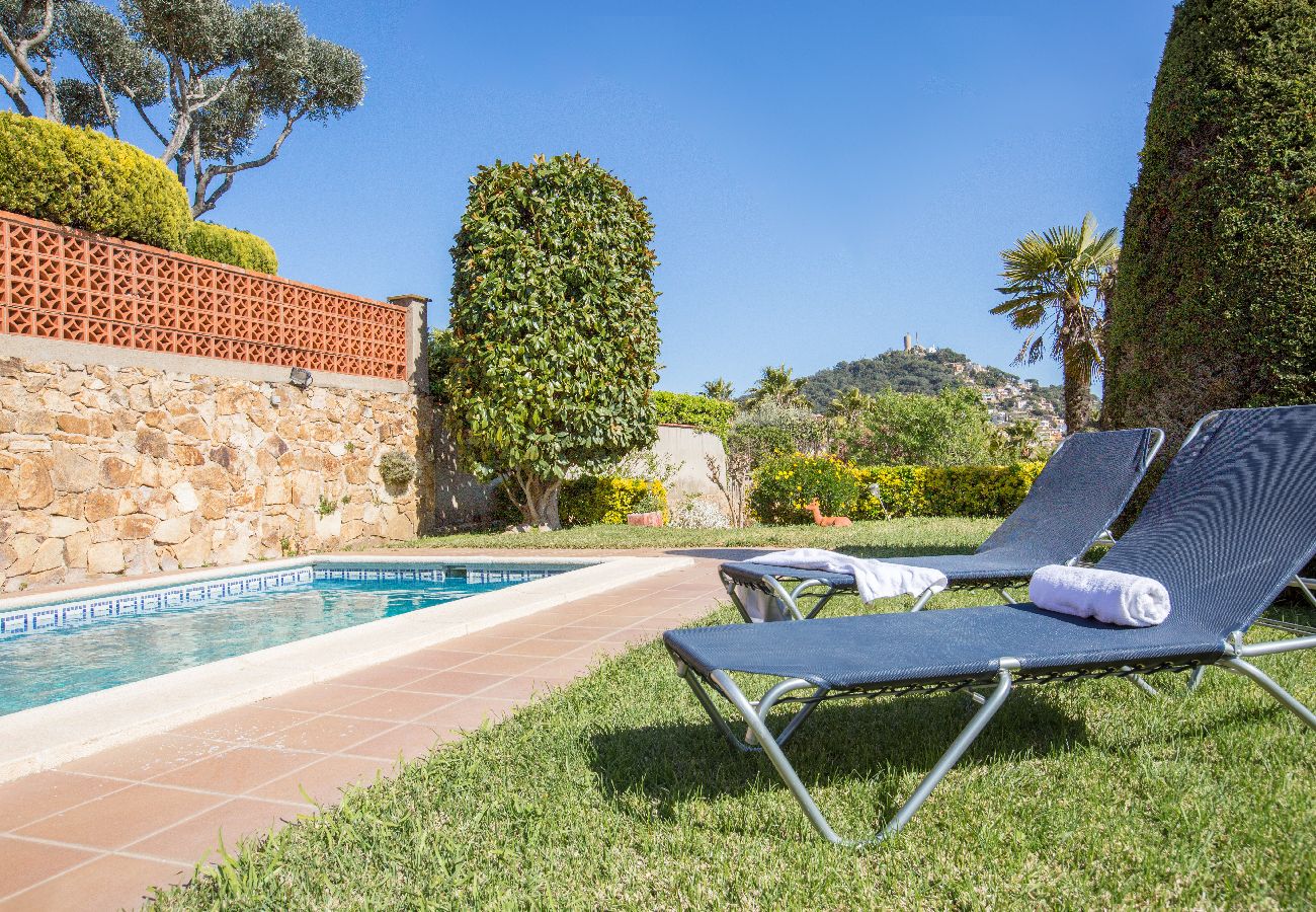 Villa in Blanes -  2MG01 - House for 6 people with garden and private pool located near the beach of Blanes