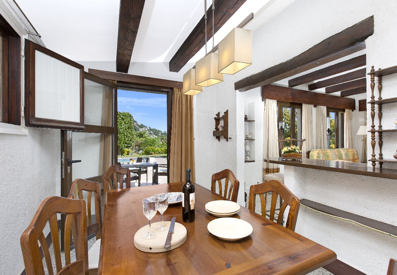 Villa in Blanes -  2MG01 - House for 6 people with garden and private pool located near the beach of Blanes