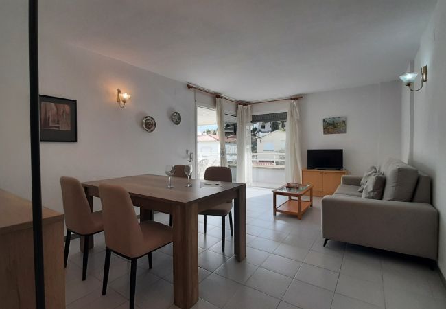 Apartment in Pals - 1OP 01 - Apartment located in Pals, in a residential complex with swimming pool, 400 m from the beach Apartment in Pals - 1OP 01 - Apartment located in Pals, in a residential complex with swimming pool, 400 m from the beach
