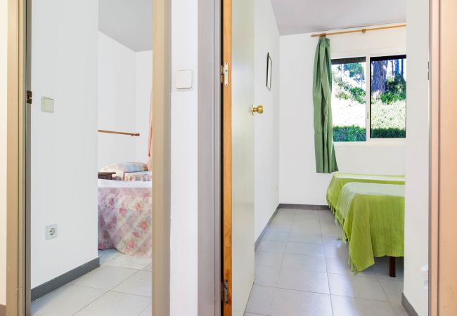 Apartment in Pals - 1OP 01 - Apartment located in Pals, in a residential complex with swimming pool, 400 m from the beach Apartment in Pals - 1OP 01 - Apartment located in Pals, in a residential complex with swimming pool, 400 m from the beach