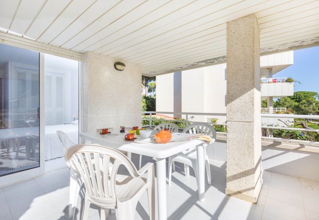 Apartment in Pals - 1OP 01 - Apartment located in Pals, in a residential complex with swimming pool, 400 m from the beach Apartment in Pals - 1OP 01 - Apartment located in Pals, in a residential complex with swimming pool, 400 m from the beach