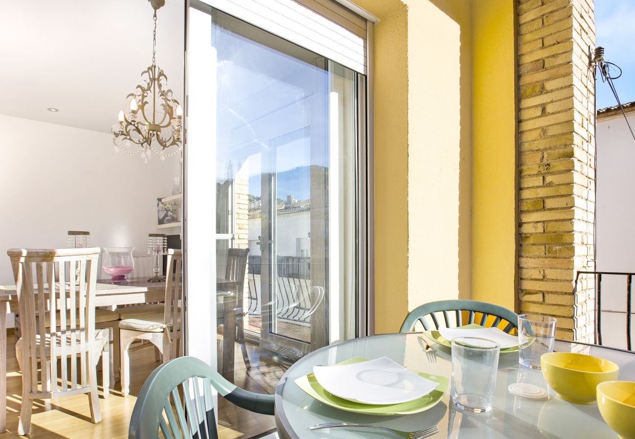 Apartment in Llafranc - 1PLG 2 - Renovated apartment just 150 meters from the beautiful beach of Llafranc