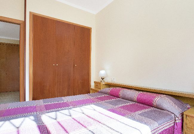 Apartment in Lloret de Mar -  2P51- Cozy apartment with pool located near the center and the beach of Fenals (Lloret de Mar) Apartment in Lloret de Mar -  2P51- Cozy apartment with pool located near the center and the beach of Fenals (Lloret de Mar)