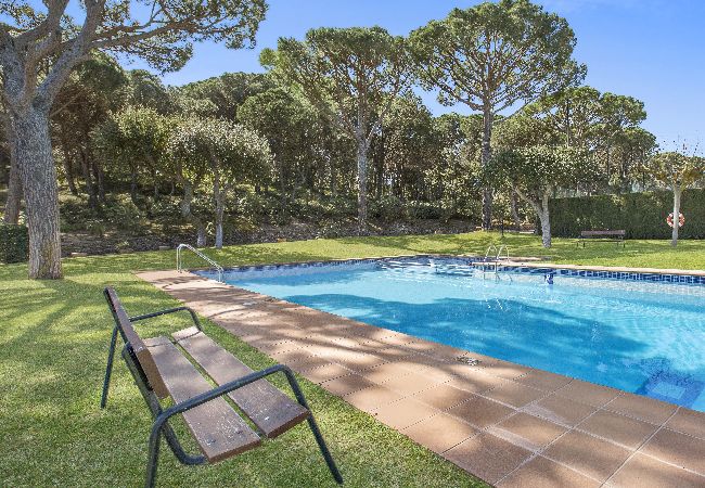 Apartment in Calella de Palafrugell - 1PUIGA 02 - Cozy apartment with terrace and beautiful views of the sea located a few minutes walk from the beach of Calella de Palafrugell