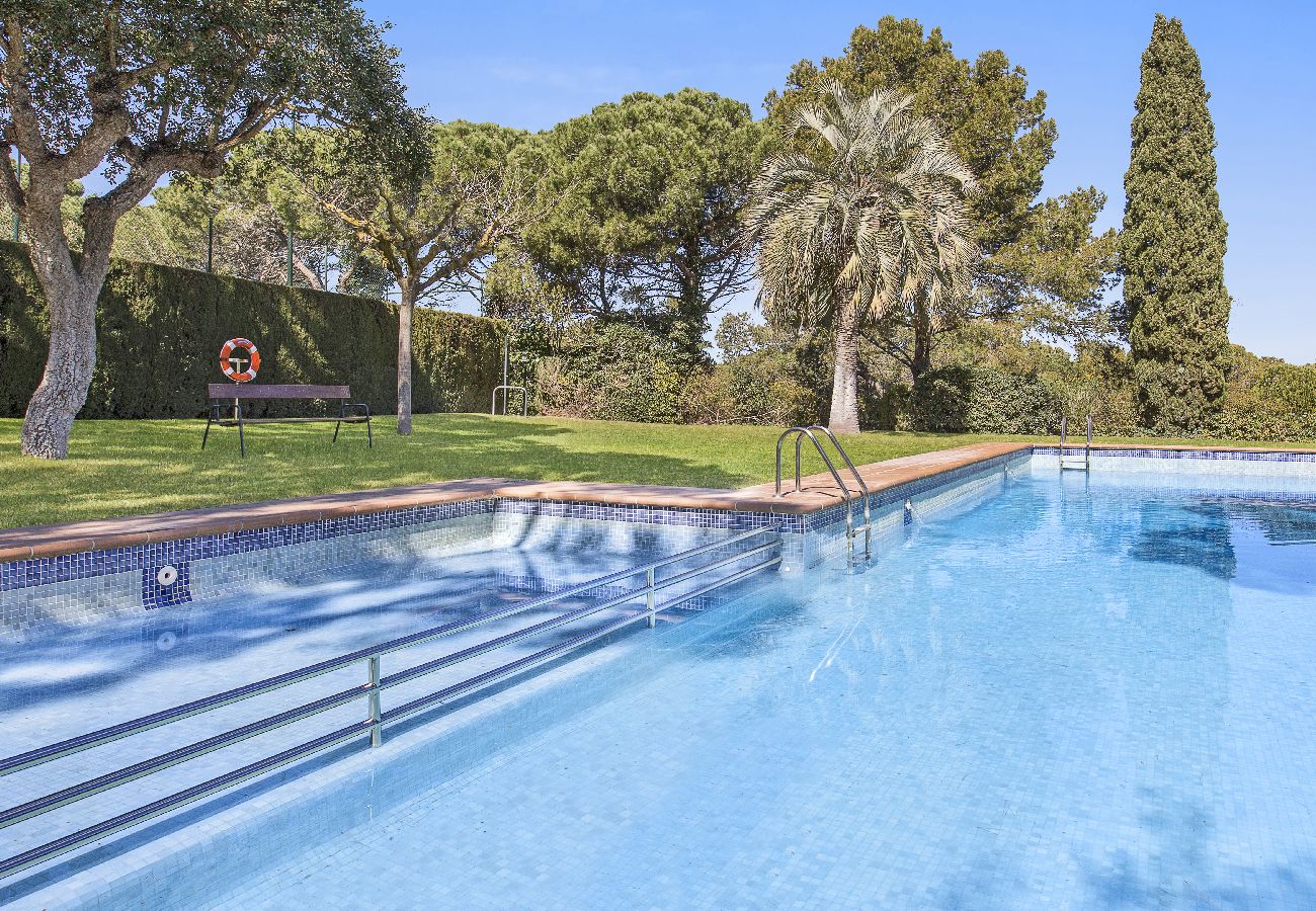 Apartment in Calella de Palafrugell - 1PUIGA 02 - Cozy apartment with terrace and beautiful views of the sea located a few minutes walk from the beach of Calella de Palafrugell