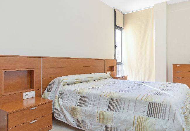 Apartment in Lloret de Mar - 2STACRIS - Cozy apartment for 4 people with terrace located in Lloret de Mar (Fenals), near the beach and the cente Apartment in Lloret de Mar - 2STACRIS - Cozy apartment for 4 people with terrace located in Lloret de Mar (Fenals), near the beach and the cente