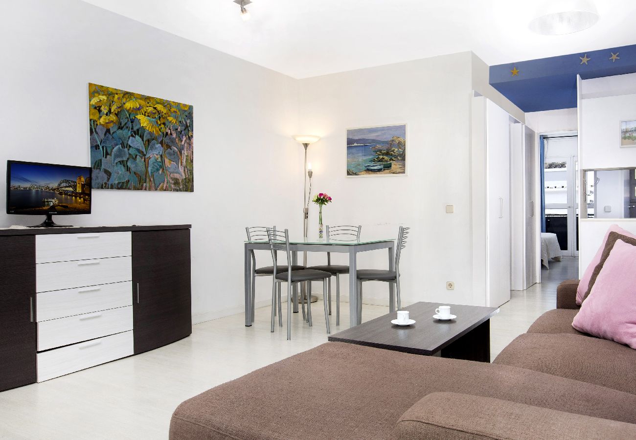 Apartment in Calella de Palafrugell - 1SOLIVE - Apartment with a large terrace just 100m from the beach of Calella de Palafrugell