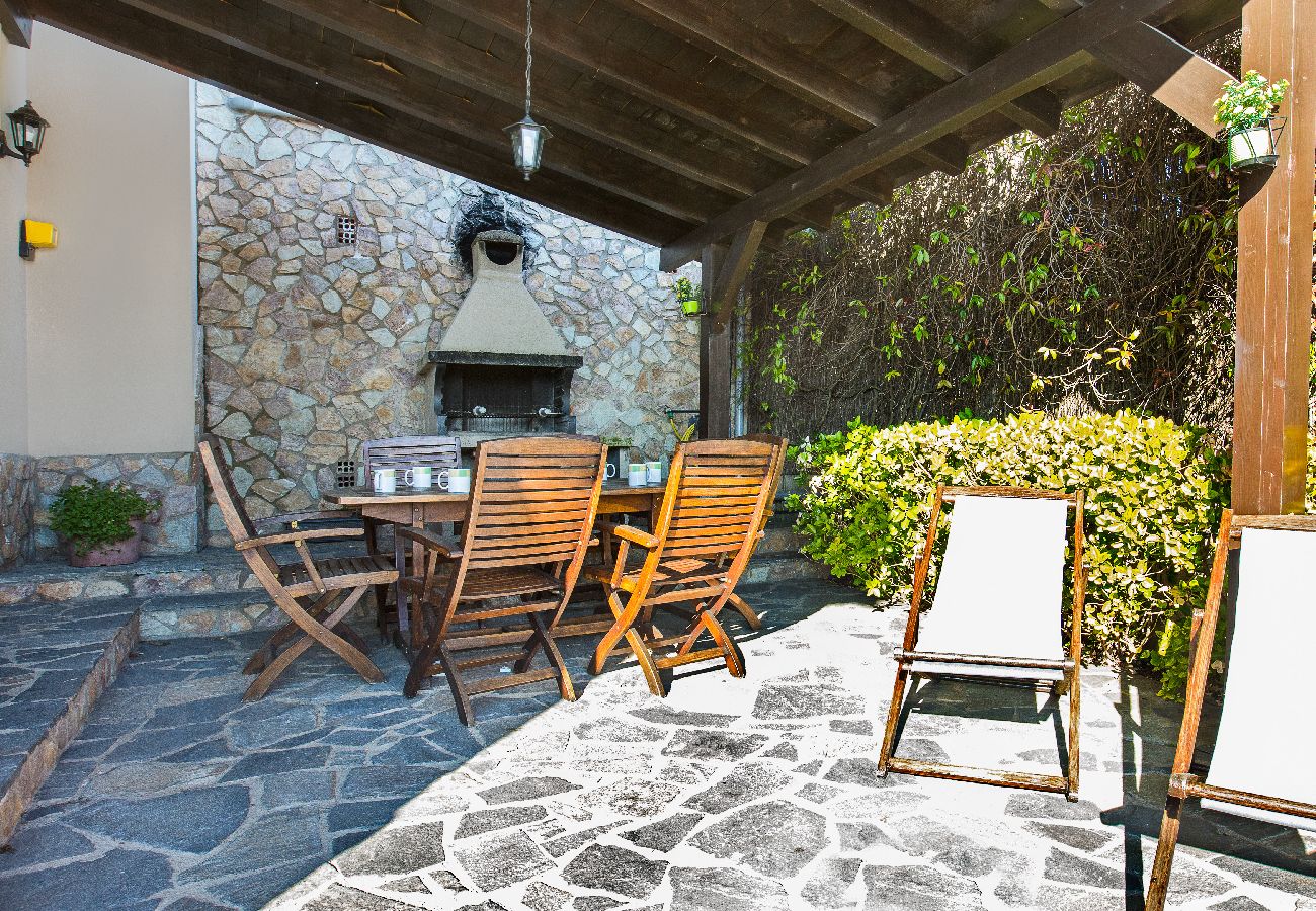 Villa in Lloret de Mar -  2SOPH01 - Cozy house with private pool for 8 people located in a very quiet residential area. Villa in Lloret de Mar -  2SOPH01 - Cozy house with private pool for 8 people located in a very quiet residential area.