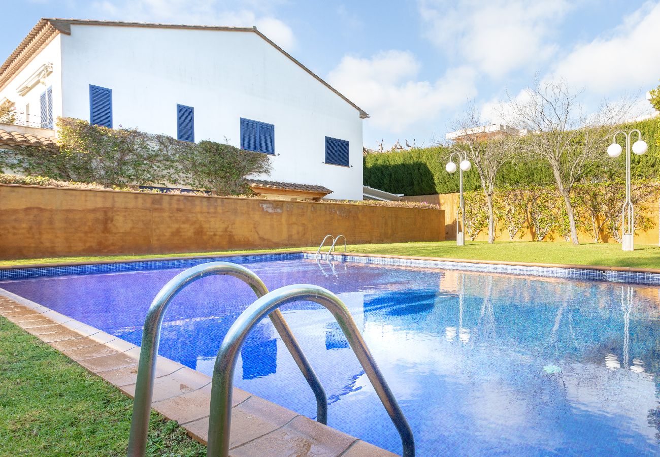 Villa in Calella de Palafrugell - 1VICK 01 - Nice house located in a very quiet residential area with communal pool near the beach of Calella de Palafrugell