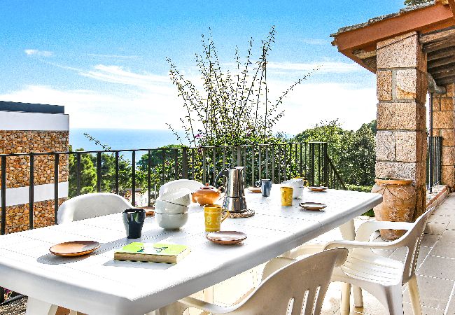 Villa in Llafranc - 1ESQ 01 - 6 Bedrooms house with garden and private pool located in Llafranc 800m from the beach