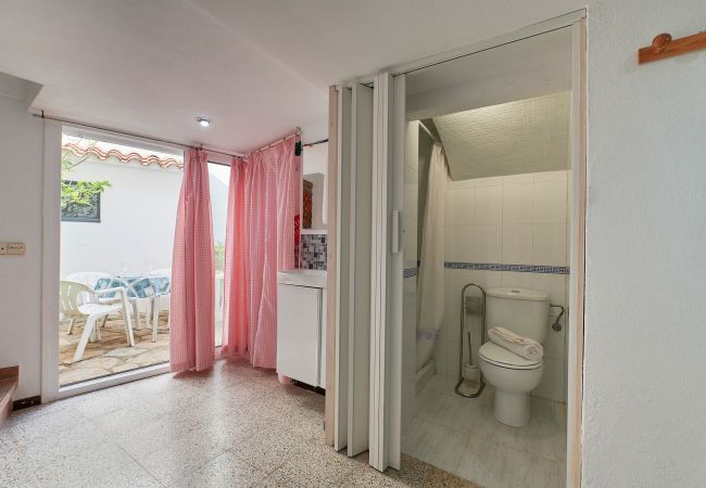 Apartment in Calella de Palafrugell - 1AUR 01 - Two-bedroom apartment with terrace near the beach of Calella de Palafrugell Apartment in Calella de Palafrugell - 1AUR 01 - Two-bedroom apartment with terrace near the beach of Calella de Palafrugell