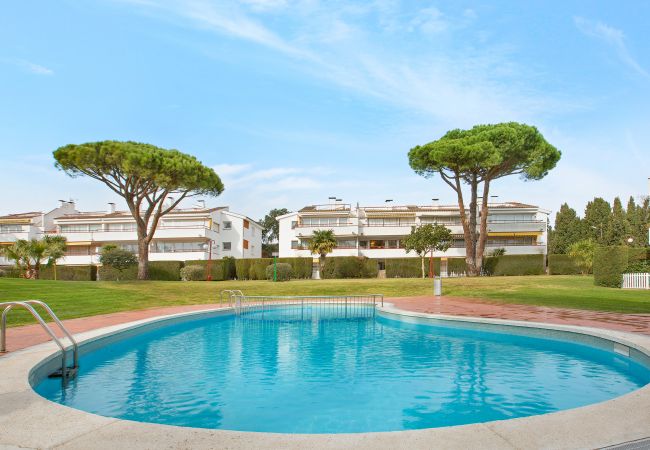 Apartment in Calella de Palafrugell - Calella Park 13-A - Apartment with pool near the beach of Llafranc