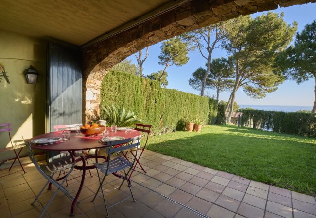 Villa in Llafranc - 1FAR01 - Nice and comfortable house with communal pool located in Llafranc, 1200m from the beach