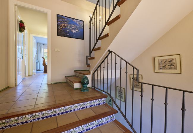 Villa in Llafranc - 1FAR01 - Nice and comfortable house with communal pool located in Llafranc, 1200m from the beach
