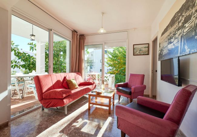 Apartment in Calella de Palafrugell - 1AUR 04 - 3 bedroom apartment with terrace near the beach of Calella de Palafrugell Apartment in Calella de Palafrugell - 1AUR 04 - 3 bedroom apartment with terrace near the beach of Calella de Palafrugell