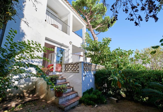 Apartment in Calella de Palafrugell - 1AUR 04 - 3 bedroom apartment with terrace near the beach of Calella de Palafrugell Apartment in Calella de Palafrugell - 1AUR 04 - 3 bedroom apartment with terrace near the beach of Calella de Palafrugell