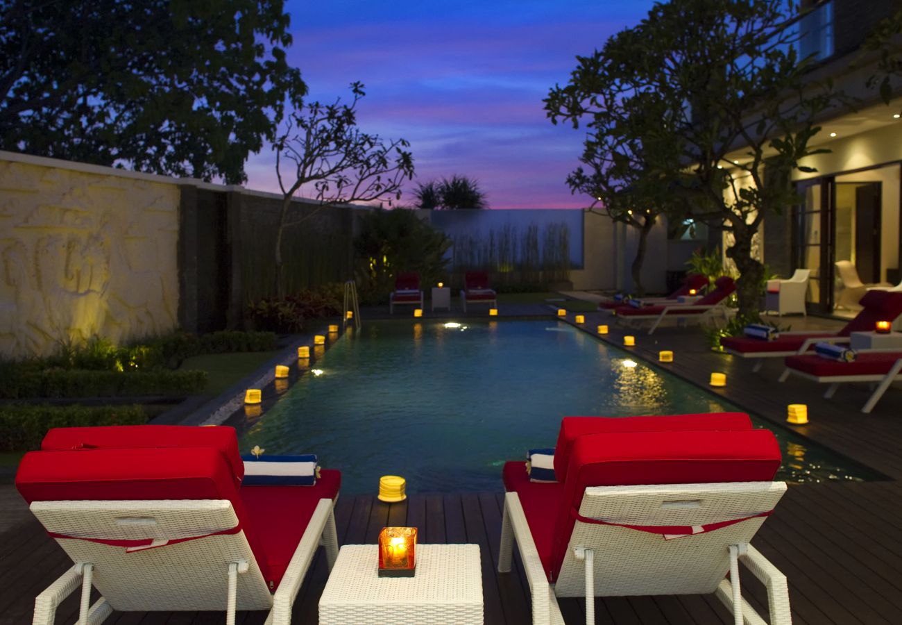 Villa in Seminyak - Lega -Amazing villa in front of the beach 