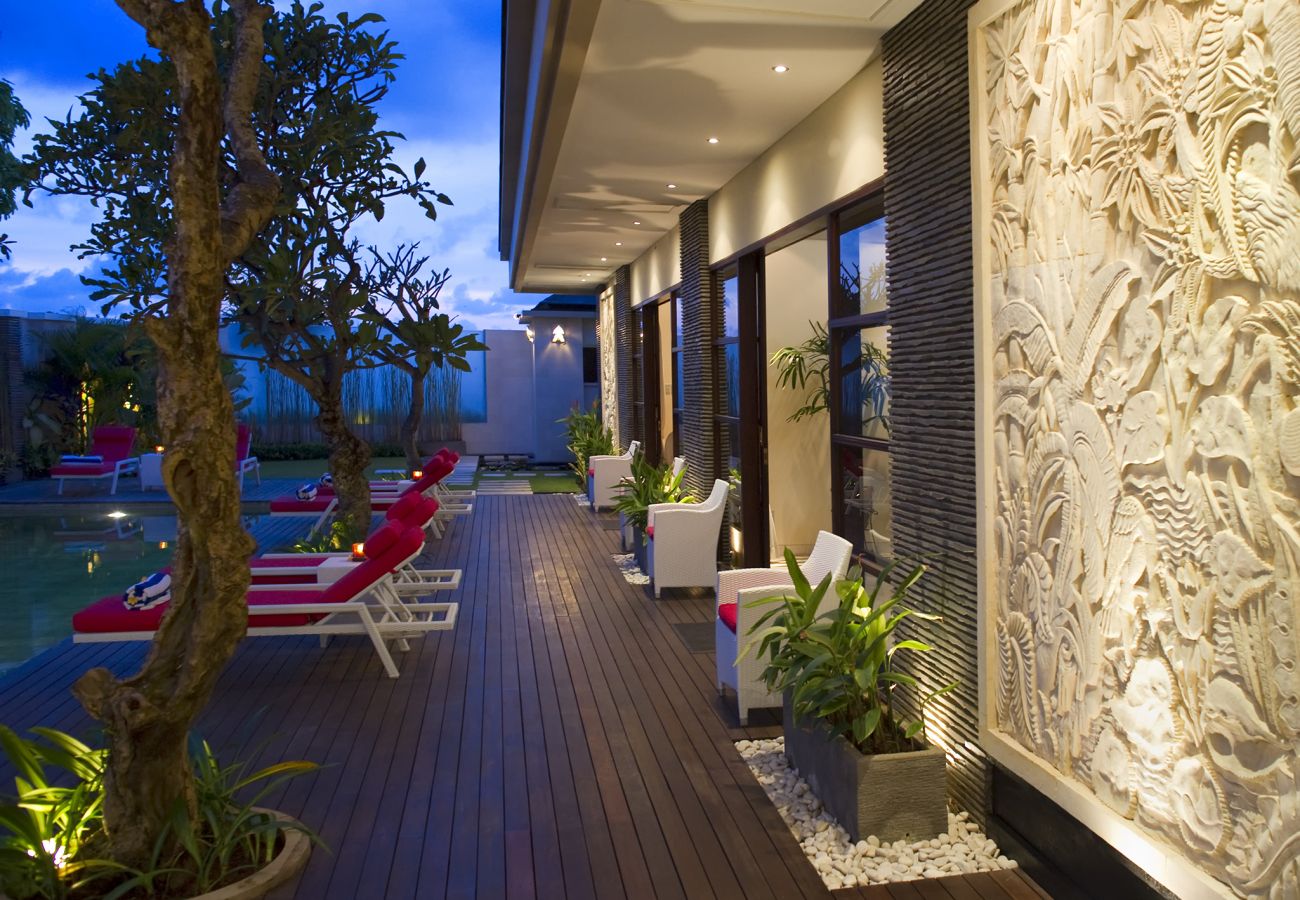 Villa in Seminyak - Lega -Amazing villa in front of the beach 