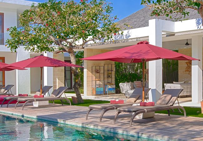 Villa in Seminyak - Casa Brio - Luxury villa close to the beach in Bali 