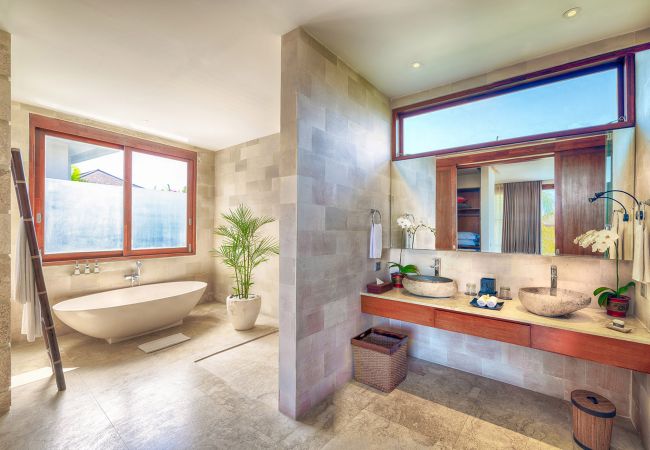 Villa in Seminyak - Casa Brio - Luxury villa close to the beach in Bali  Villa in Seminyak - Casa Brio - Luxury villa close to the beach in Bali