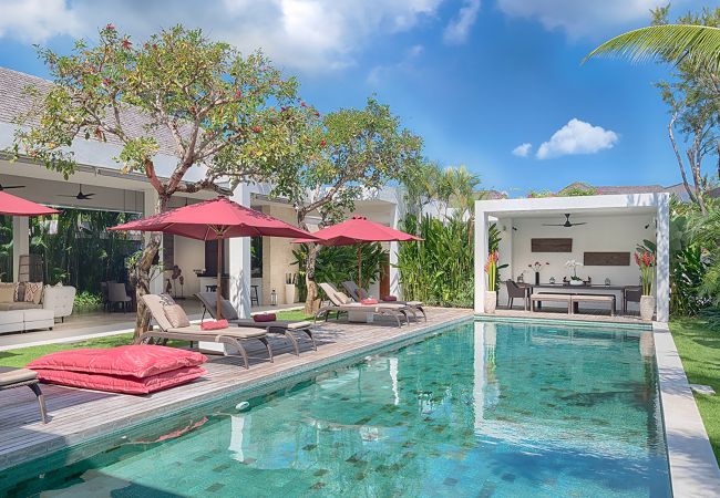 Villa in Seminyak - Casa Brio - Luxury villa close to the beach in Bali 