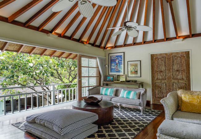 Villa in Seminyak - Jajaliluna- Luxury house near the beach in Bali Villa in Seminyak - Jajaliluna- Luxury house near the beach in Bali