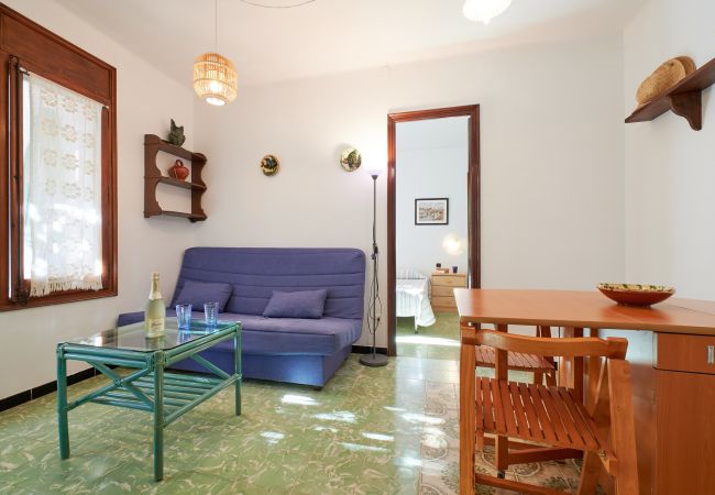 Apartment in Calella de Palafrugell - 1LLAD - PL Apartment with terrace near the beach of Calella de Palafrugell