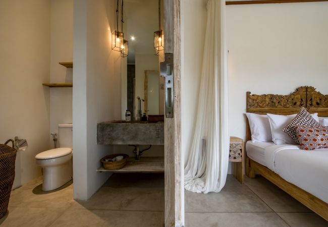 Villa in Kerobokan - Alea Estate- Spectacular villa for 18 people with pool in Bali Villa in Kerobokan - Alea Estate- Spectacular villa for 18 people with pool in Bali