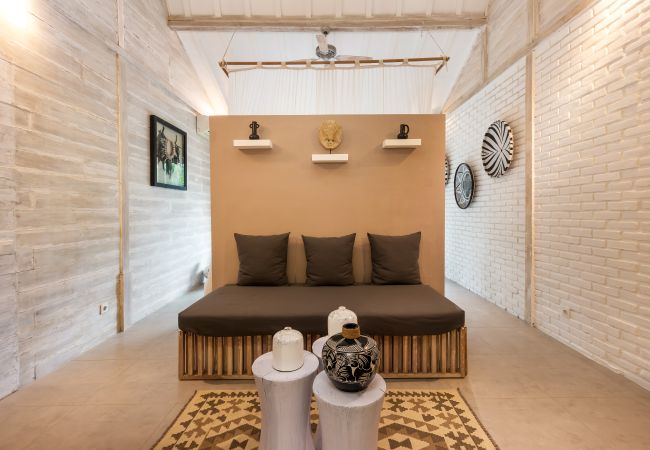 Villa in Kerobokan - Little Manao - Beautiful 4 bedroom house with pool in Bali Villa in Kerobokan - Little Manao - Beautiful 4 bedroom house with pool in Bali