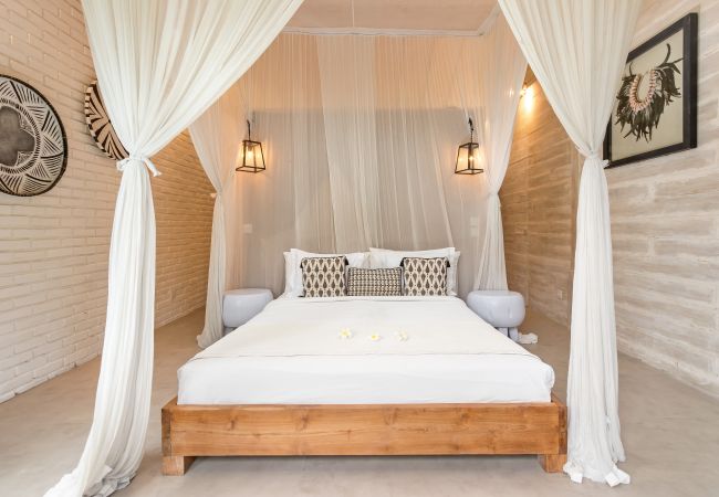 Villa in Kerobokan - Little Manao - Beautiful 4 bedroom house with pool in Bali Villa in Kerobokan - Little Manao - Beautiful 4 bedroom house with pool in Bali