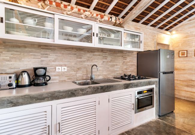 Villa in Kerobokan - Little Manao - Beautiful 4 bedroom house with pool in Bali Villa in Kerobokan - Little Manao - Beautiful 4 bedroom house with pool in Bali