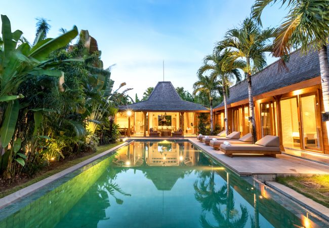 Villa in Kerobokan - Little Manao - Beautiful 4 bedroom house with pool in Bali