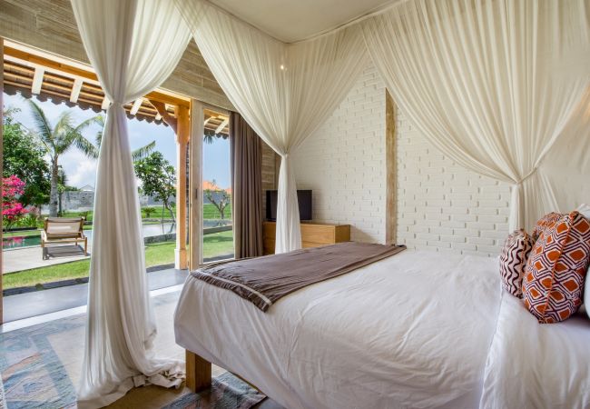 Villa in Kerobokan - Mannao - Spectacular 8 bedroom villa with pool in Bali Villa in Kerobokan - Mannao - Spectacular 8 bedroom villa with pool in Bali