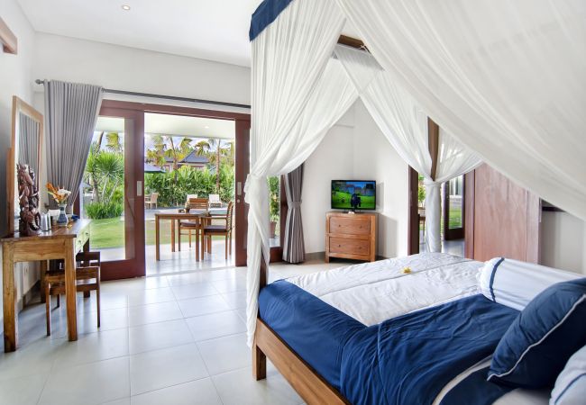 Villa in Canggu - Yenian- 5 bedroom house with pool in Bali Villa in Canggu - Yenian- 5 bedroom house with pool in Bali