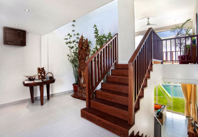 Villa in Canggu - Yenian- 5 bedroom house with pool in Bali Villa in Canggu - Yenian- 5 bedroom house with pool in Bali