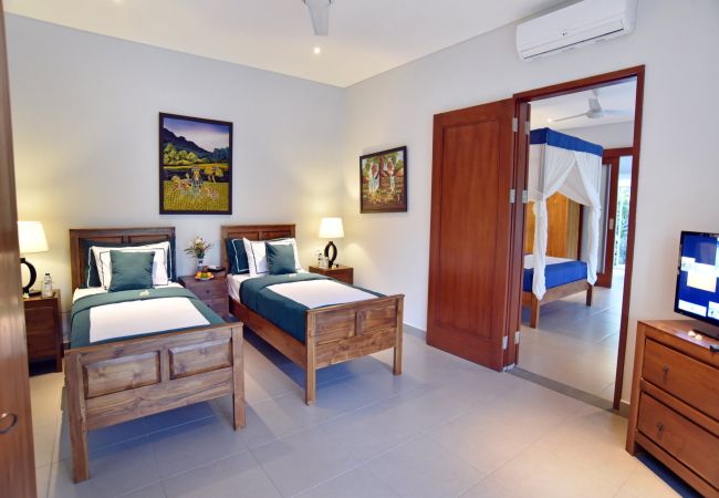 Villa in Canggu - Yenian- 5 bedroom house with pool in Bali Villa in Canggu - Yenian- 5 bedroom house with pool in Bali